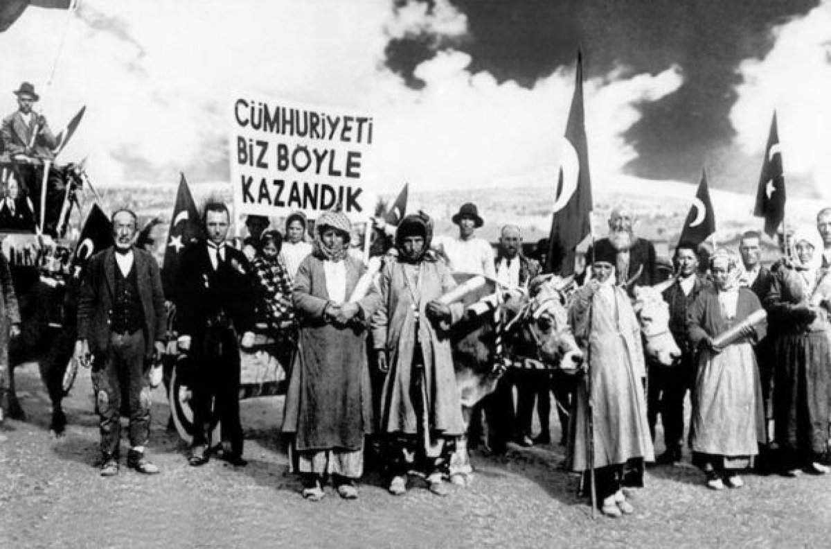 Anadolu'dan Doğan Güneş: Türk Kadını