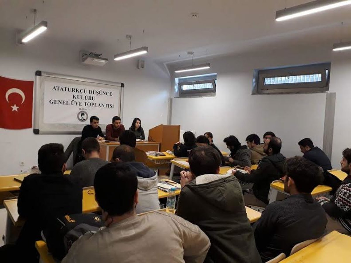 İstanbul Üniversitesi ADK, 2 Nisan'da Gençlik Meclisi'nde!