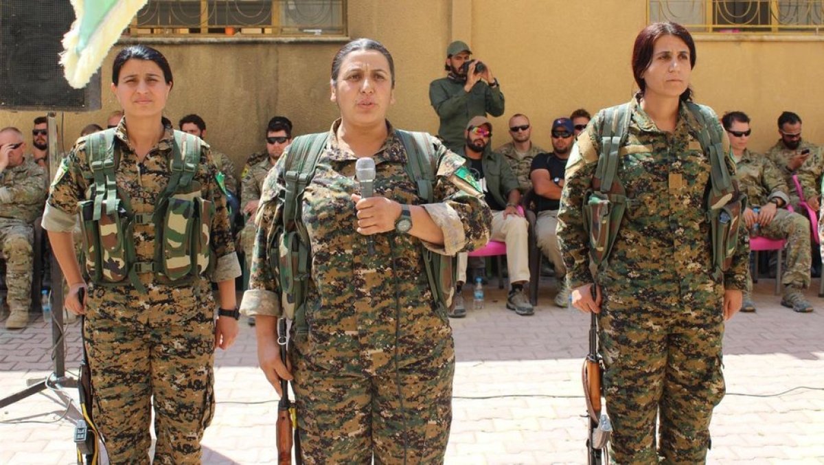Coniler PKK yemin töreninde!