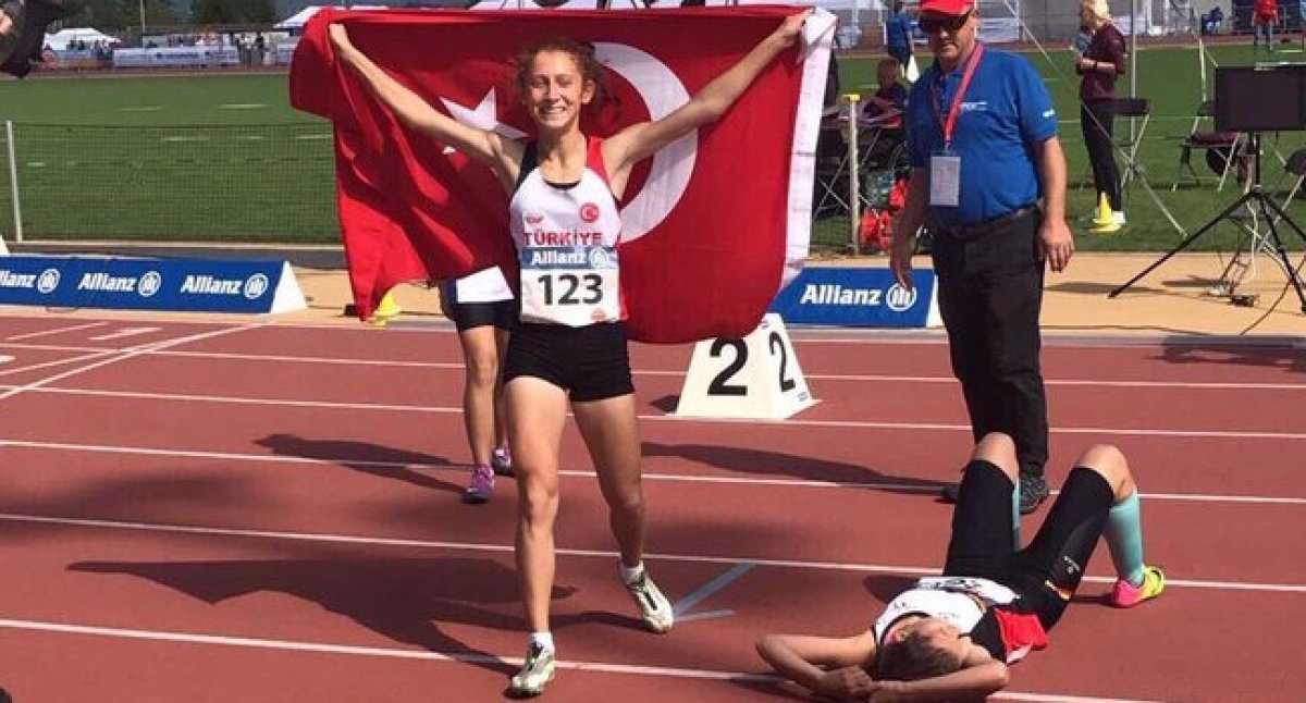 Muhsine Gezer Dünya Şampiyonu oldu