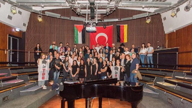 TGB Almanya'dan 19 Mayıs'a özel Atatürk sergisi