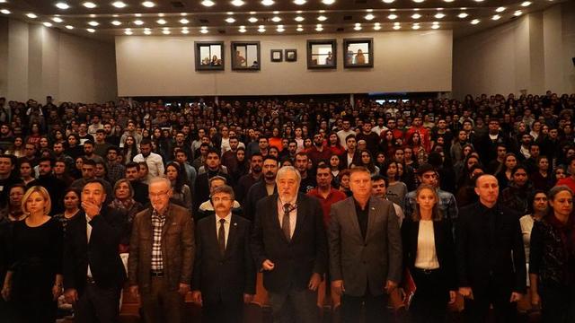 Ege ADT, İlber Ortaylı'yı Bin Kişi İle Ağırladı