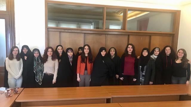 Batı Asya'nın Kurtuluşu İçin Kadınlar En Önde!