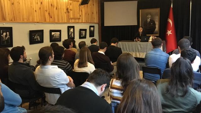 8 Mart Kararlılığımız: Vatan, Emek, Eşitlik İçin Görev Başına!