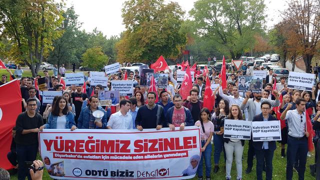 ODTÜ'de Teröre Karşı Tarihi Yürüyüş