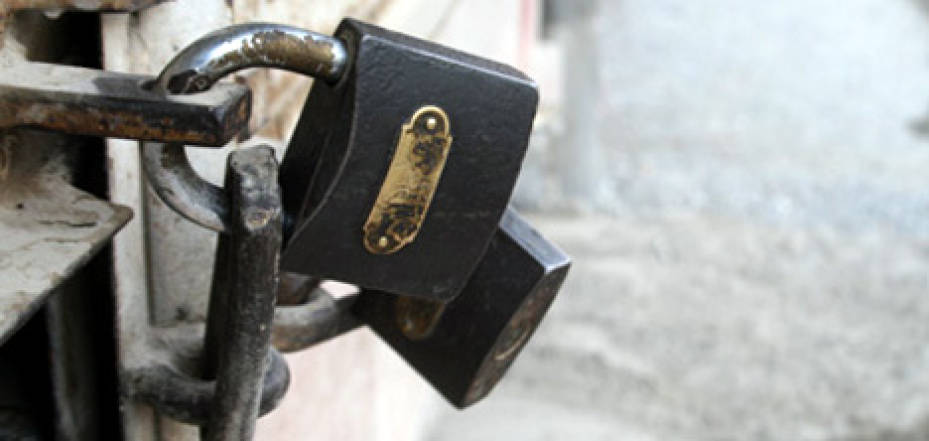 TGB Adana kepenk kapattı