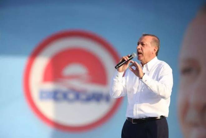 Çolpan İlhan'ın cenazesine neden gitmedi?
