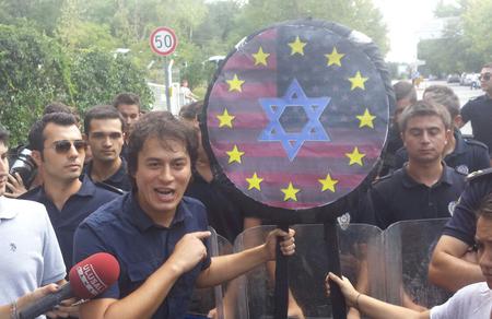 'Karamsarlık değil, örgütlü mücadele var"