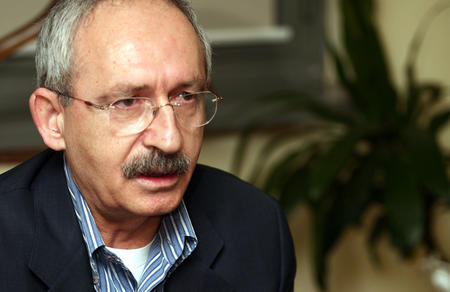 İstifa edene kadar grevde