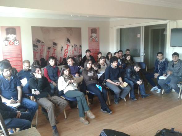 İzmir Laikliğin dünü ve bugününü konuştu