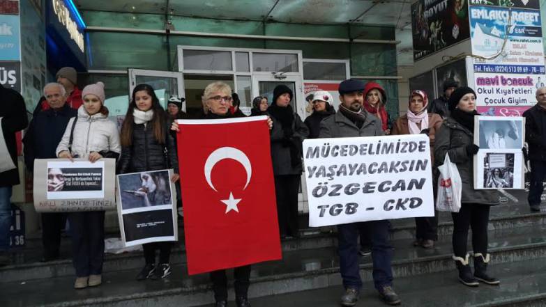 TGB Gemlik: Mücadelemizde yaşayacaksın Özgecan!