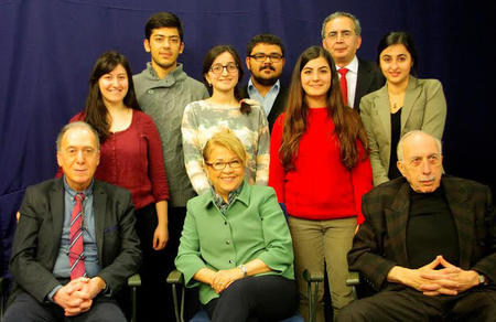 &Ouml;ğretim &uuml;yeleri ve &ouml;ğrenciler T&uuml;rkiye'de sağlık eğitimi ve tıp fak&uuml;ltelerini tartıştı