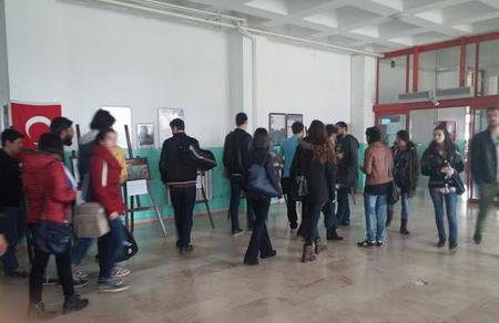 Dumlupınar Üniversitesinde 'Dönmeyi Düşünmediler' Sergisi