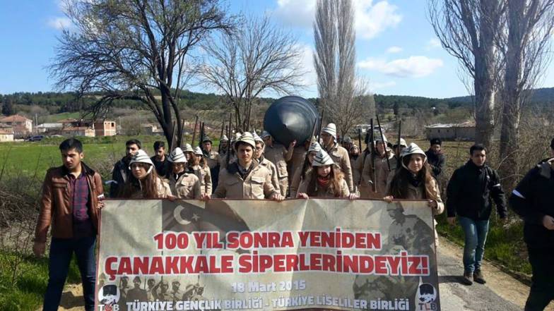 Vatan ve H&uuml;rriyet yolunda b&uuml;y&uuml;k &Ccedil;anakkale y&uuml;r&uuml;y&uuml;ş&uuml;