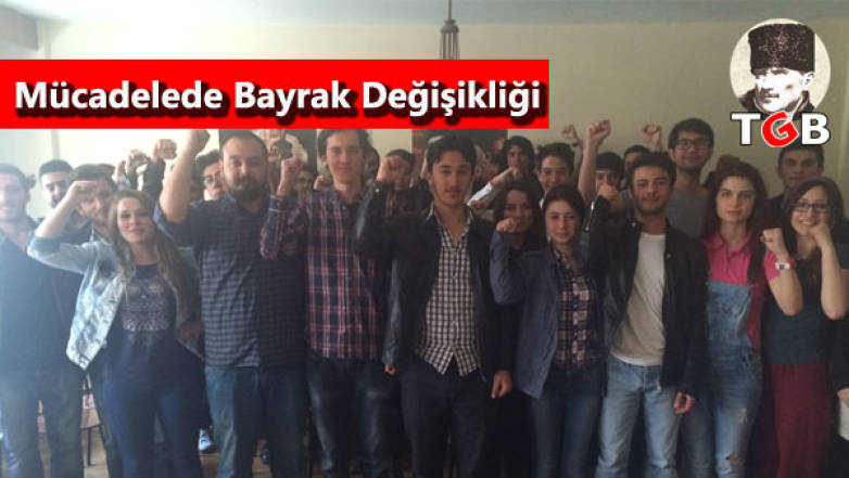 Mücadelede Bayrak Değişikliği!
