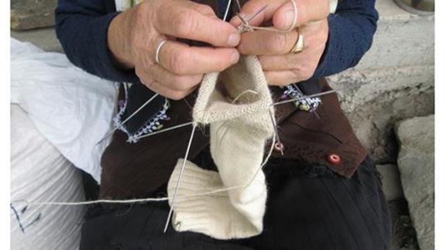 Annelerden Mehmetçiğe Yün Çorap