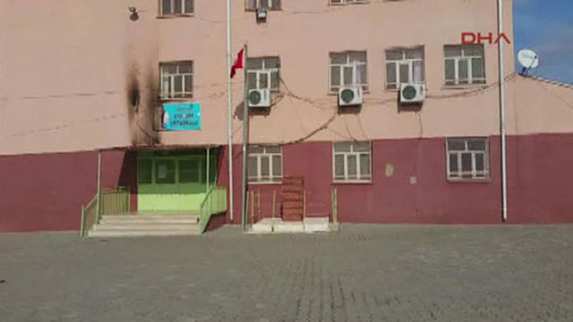 PKK, Çocukların İçinde Bulunduğu Okula Bombalı ve Molotoflu Saldırıda Bulundu