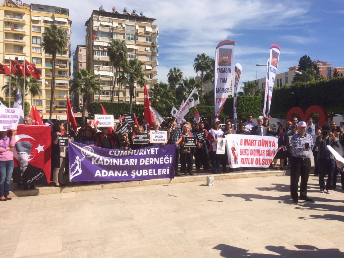 Adana'da 8 Mart Coşkusu.