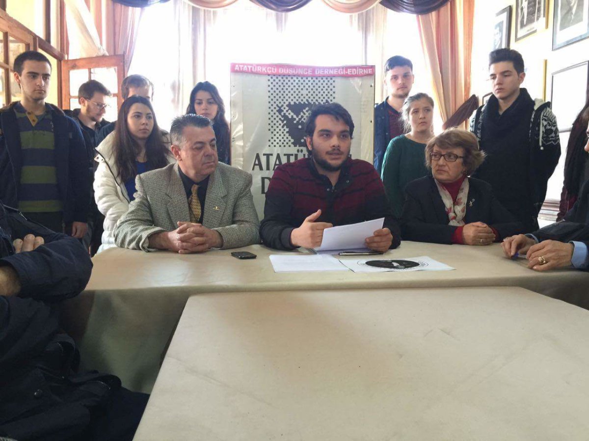 Edirne'de, Atat&uuml;rk&ccedil;&uuml; D&uuml;ş&uuml;ncenin Engellemesine Karşı Bir Araya Gelindi