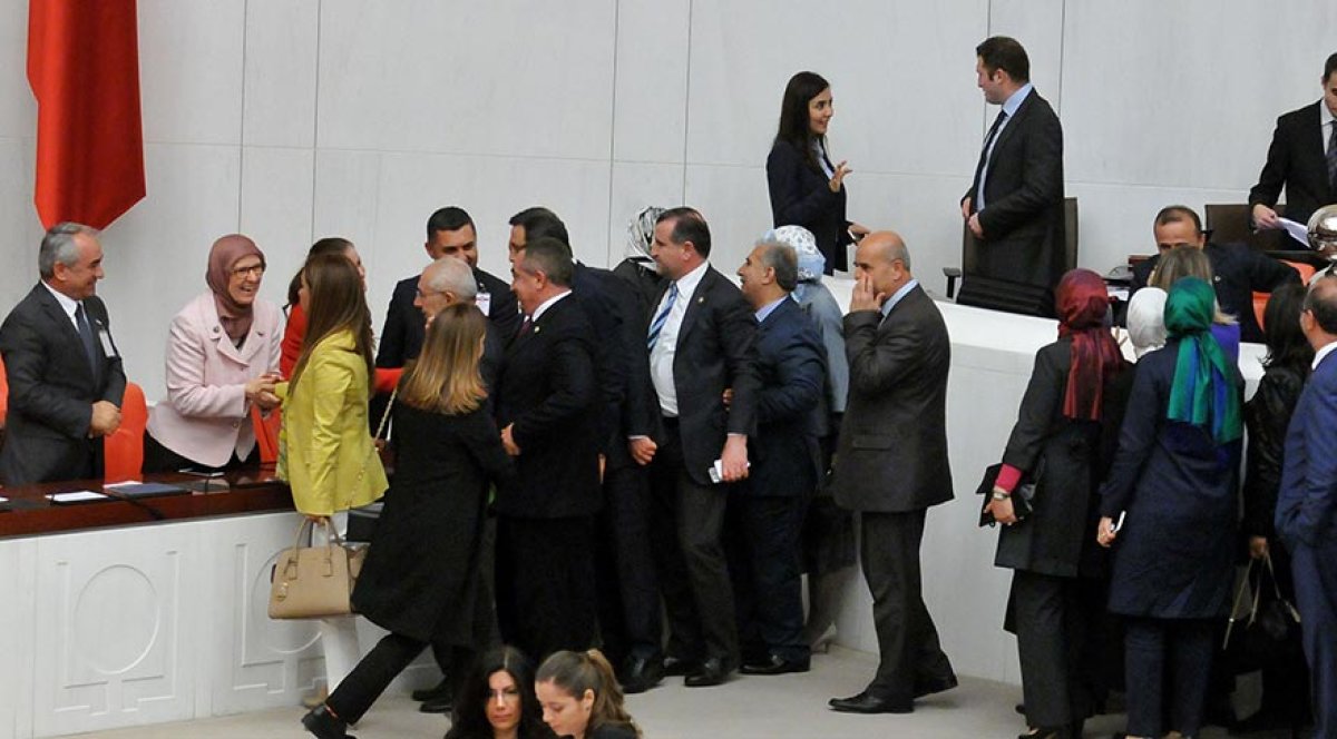Bugün Mecliste Tecavüz AKlandı!