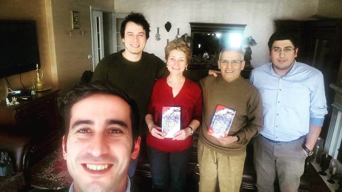 "Atat&uuml;rk&rsquo;&uuml;n &lsquo;Şu &Ccedil;ılgın Gen&ccedil;ler&rsquo;i"