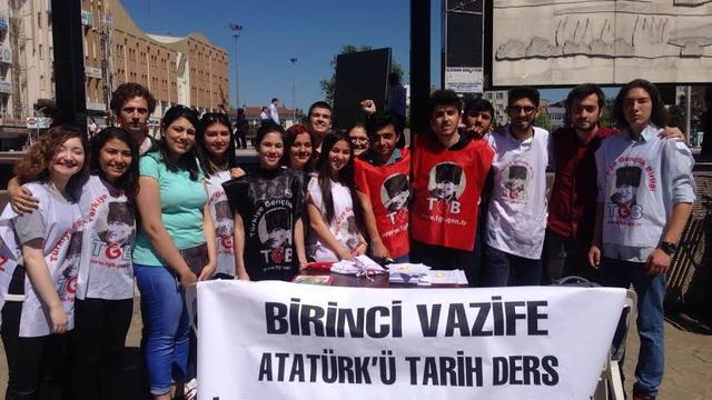 TLB Sakarya, Atat&uuml;rk'&uuml; Silmeye Kalkanlara Meydan Okudu!