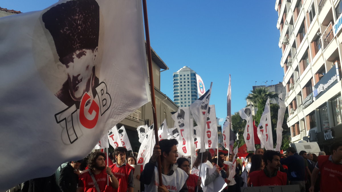 İzmir,TGB &Ouml;nderliğinde Laiklik İ&ccedil;in Ayağa Kalktı!