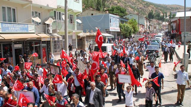 Şırnak Halkı Darbeye Karşı Sokağa İndi