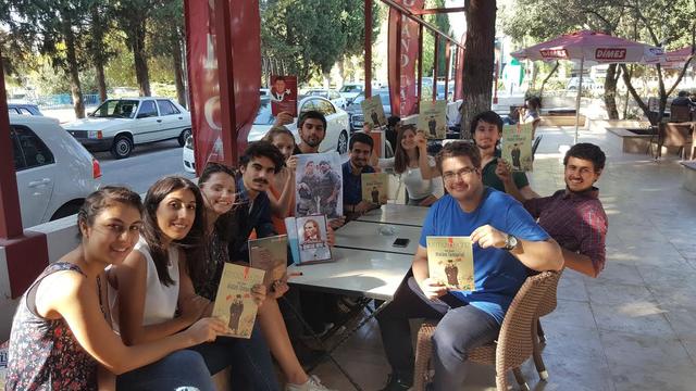 İzmir’in Tüm Kampüslerinde Kırmızı Beyaz Rüzgârı Esiyor!