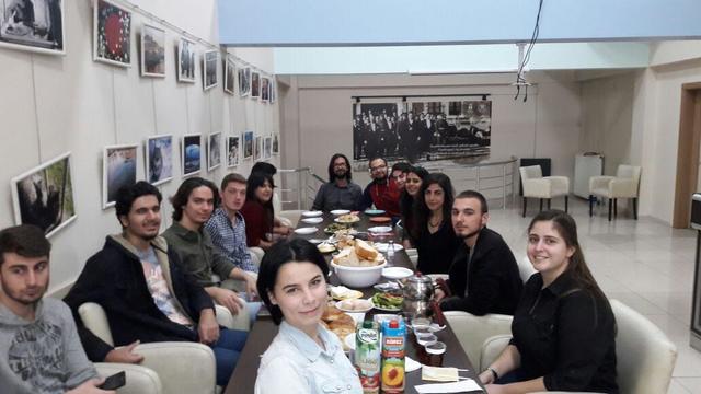 Anadolu Üniversitesi, Kahvaltıda Bir Araya Geldi