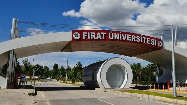 Fırat Üniversitesi Öğrencileri Ayağa Kalktı!