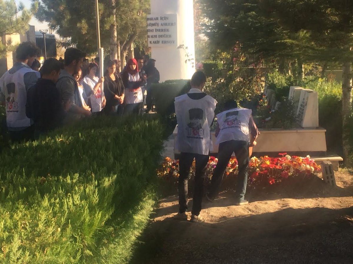 TGB Niğde'den Şehit &Ouml;mer Halisdemir'in Mezarı'na Ziyaret