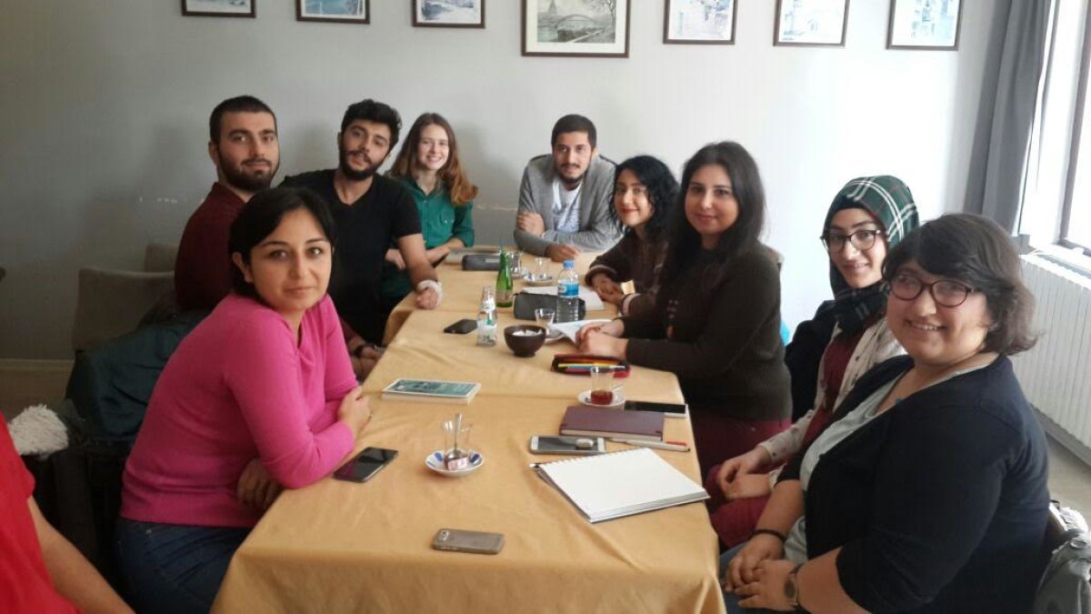 İstanbul Üniversitesi Mavi Çınar Edebiyat Topluluğu Bir Araya Geldi