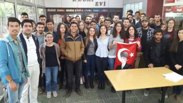 Ege Üniversitesi ADT,"2016'da Atatürk Olmak" Etkinliğinde Buluştu