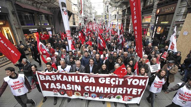 İstiklal'den 29 Ekim Mesajı: Başkanlığa Geçit Yok, Yaşasın Cumhuriyet