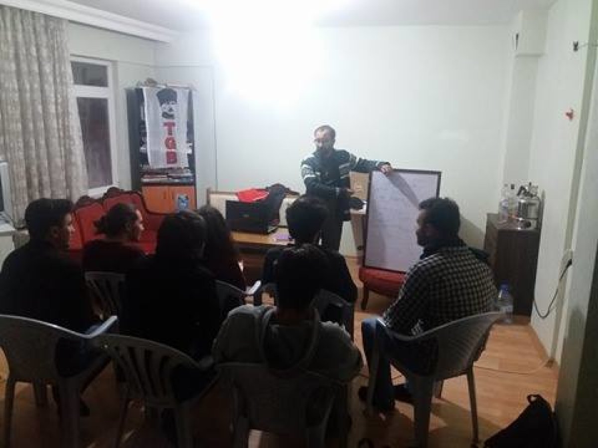 TGB Kocaeli'den “Türkiye’de gençlik hareketleri ve TGB” Eğitimi