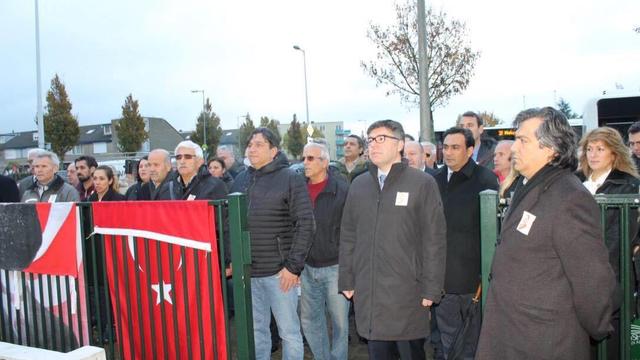 Hollandalı Türkler Atatürk'ü Amsterdam'da Andı