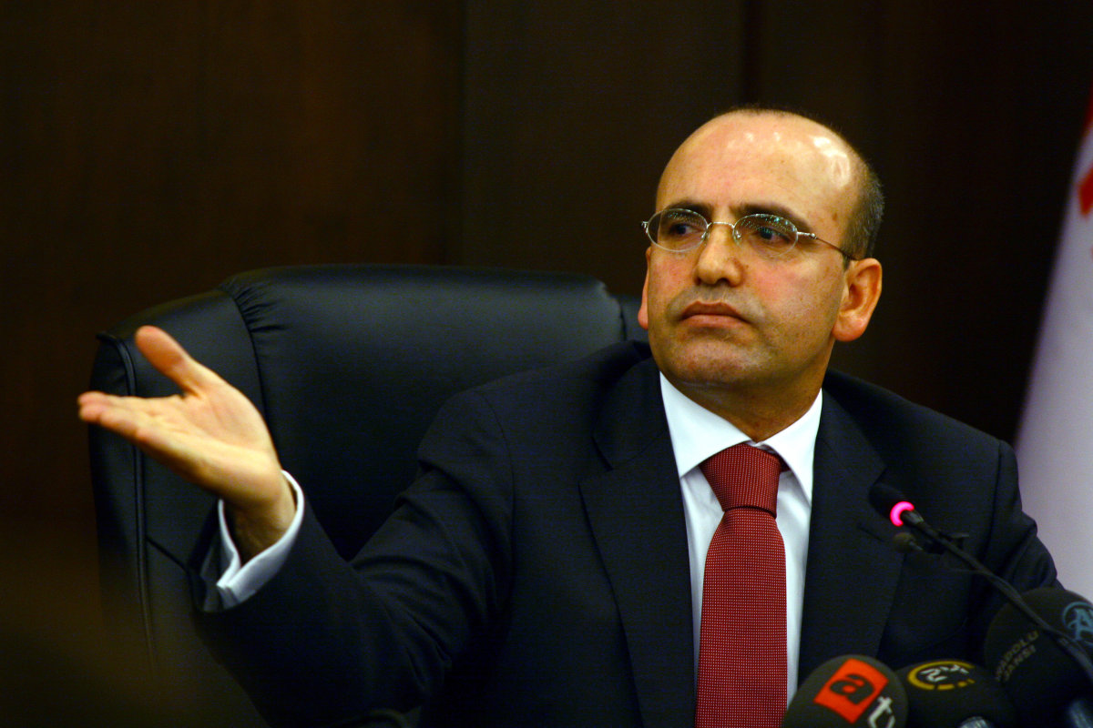 AB'ye Boyun Eğen Atlantik Rüzgarına Kapılır