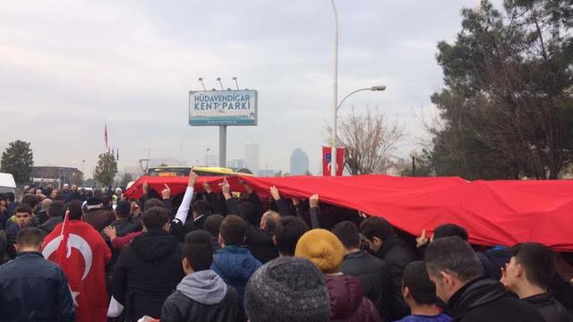 Bursa Kırmızı Beyaza Büründü!