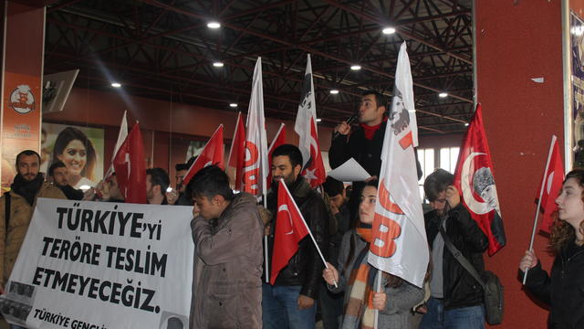 TGB Sakarya: Türkiye'yi Teröre Teslim Etmeyeceğiz!