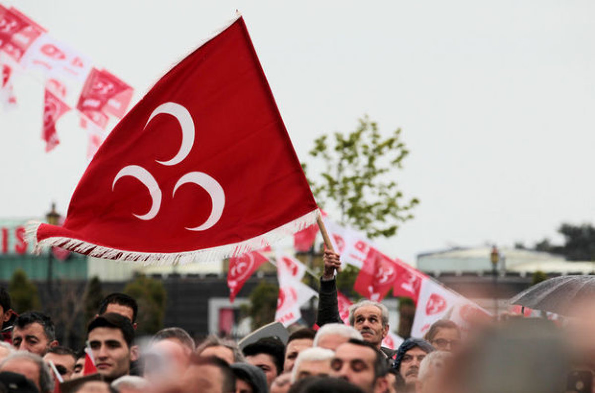 MHP'de başkanlık istifası