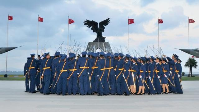 Deniz ve Hava Harp Okuluna kız öğrenci alımı başlıyor!
