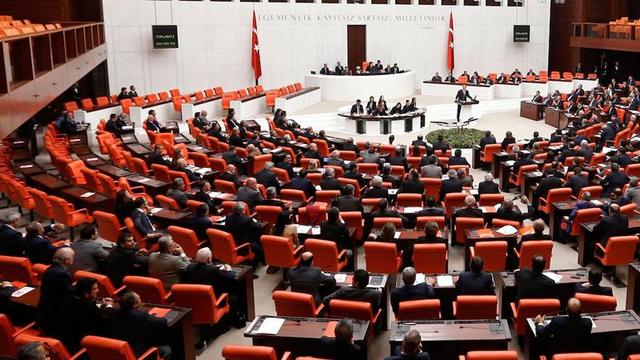 Yüz vekilden Meclis’e çağrı!