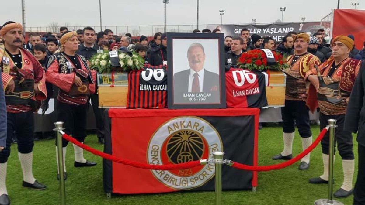 Efsane Başkan son yolculuğuna uğurlandı