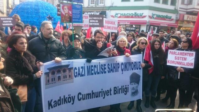 Kadıköy'de tek ses: Başkanlığa geçit yok!