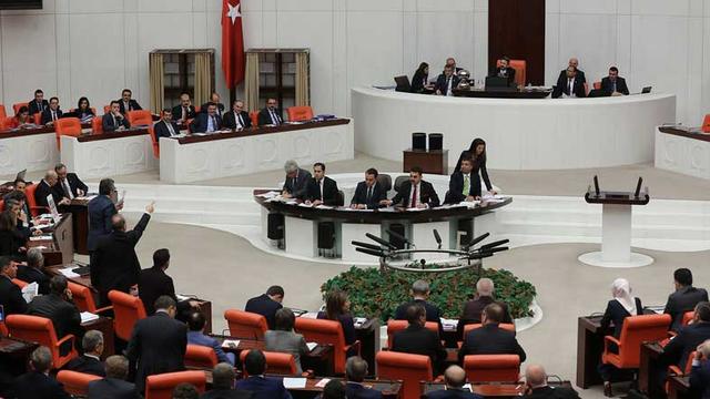 Yeni anayasa ve 18 yaş tartışmaları