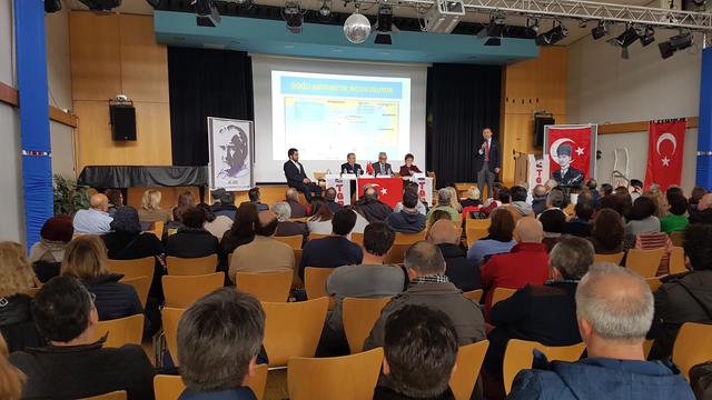 Vatanın 'hayırlı' evlatları Hannover'de başkanlığı konuştu