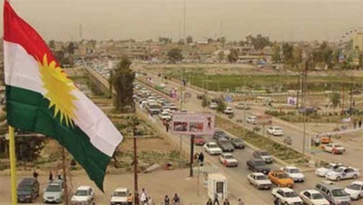 Kerkük'e "Kürdistan" bayrağı kabul edilemez