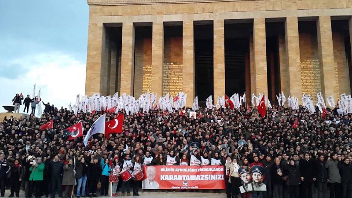 "Gençlik Meclisi’nin kapısı herkese açık"