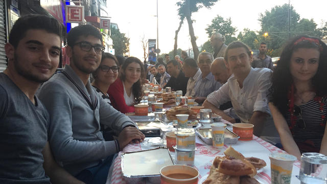 Çapalılar İftarda Buluştu: 'Taşınmak İstemiyoruz'